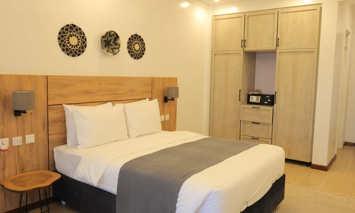 Executive suite (5)